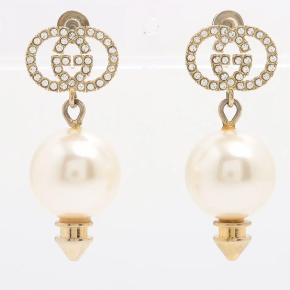 Gucci interlocking GG Elegant Gold and Pearl Drop Earrings